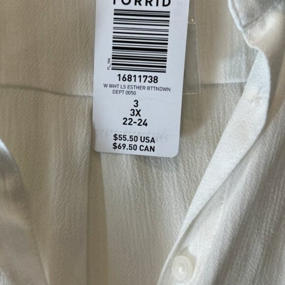 NWT Button-Up Ivory Blouse‎ - Picture 5 of 5